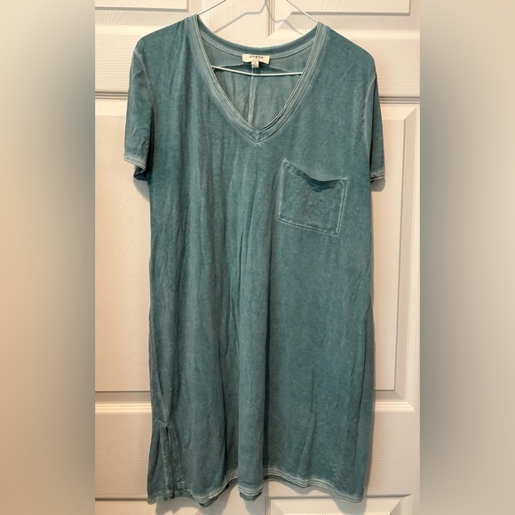 Umgee Dresses & Skirts - Umgee Teal V-Neck Dress